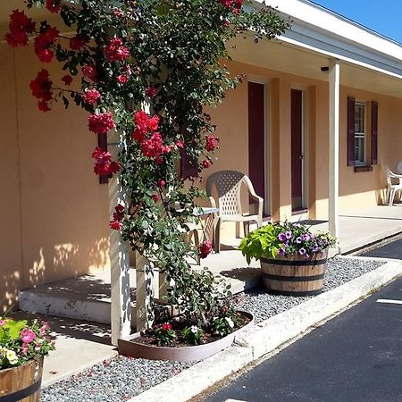 The Bay Willows Inn Middletown Dış mekan fotoğraf